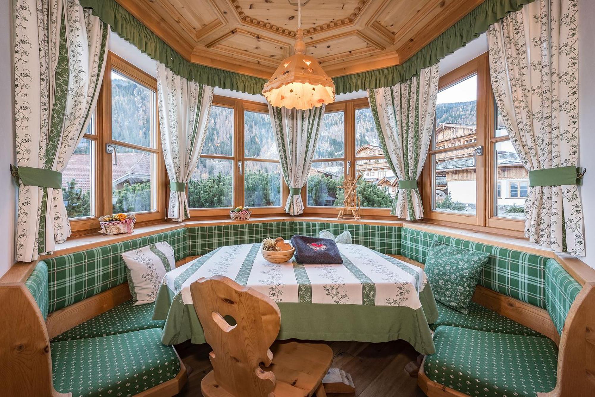 Chalets Almdorf Haidenberg Bruneck Kamer foto